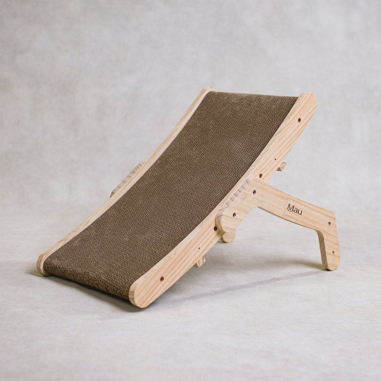 Griffoir pour chat avec cadre en bois ajustable et rechargeable – Modèle Emory