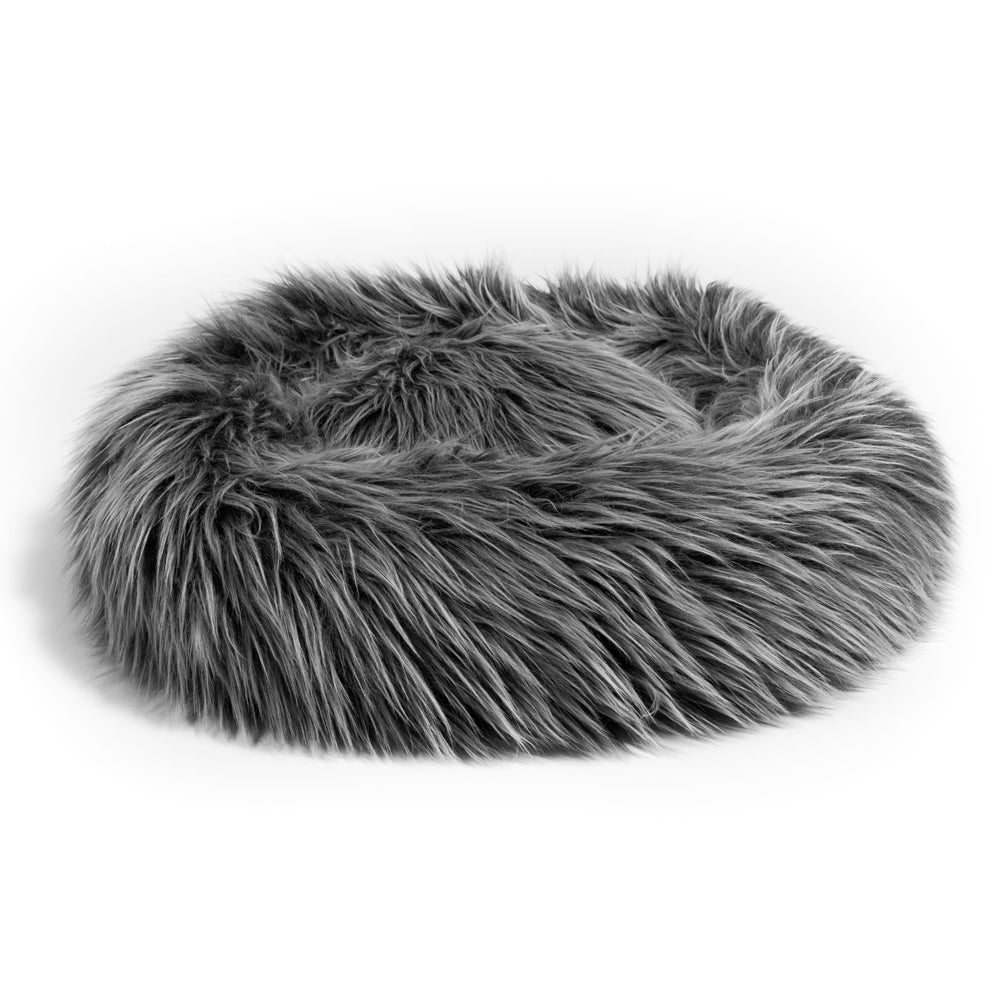 Lit pour chien et chat en fausse fourrure avec coussin amovible – Modèle Fluffi