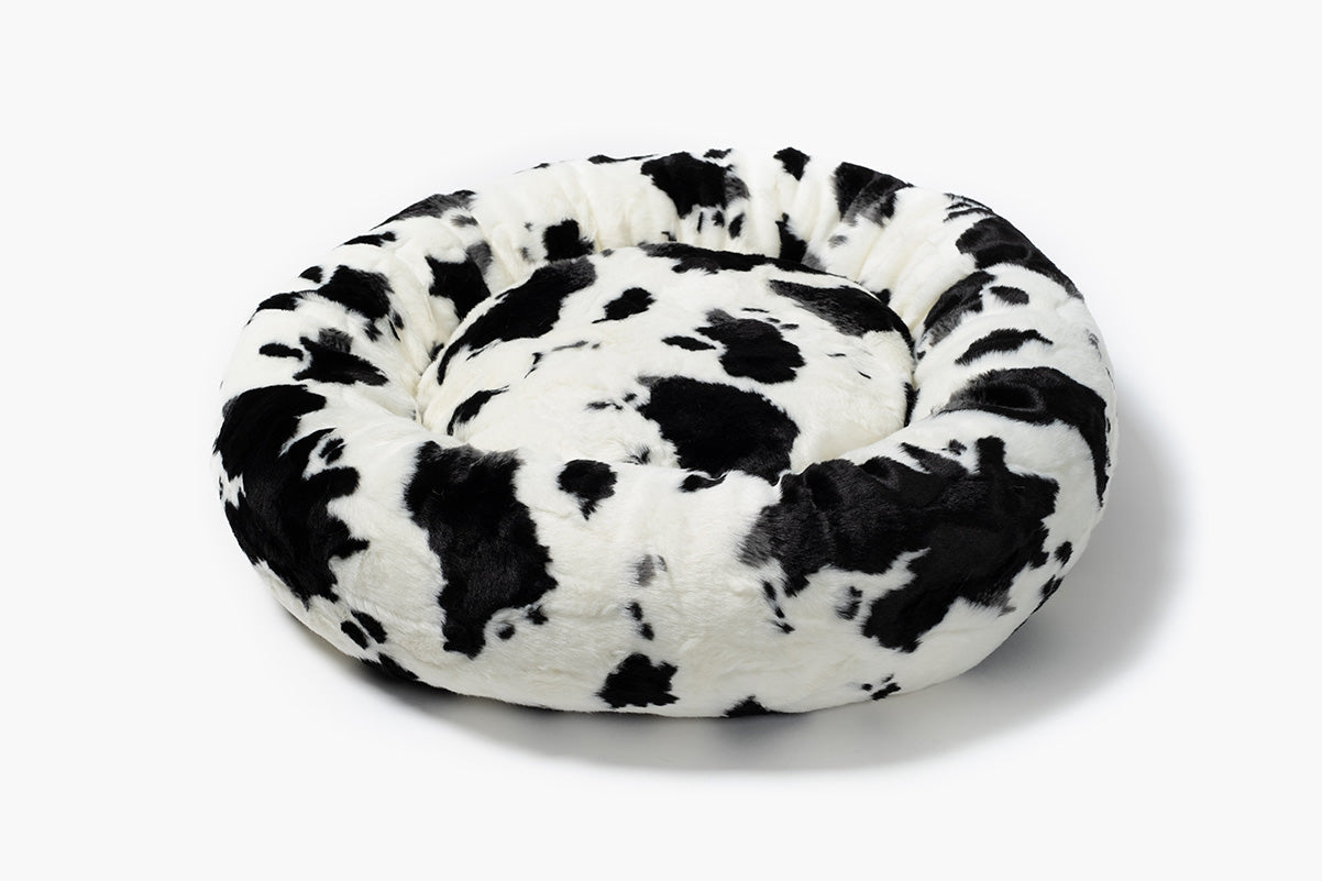 Lit pour chien et chat en fausse fourrure avec coussin amovible – Modèle Fluffi