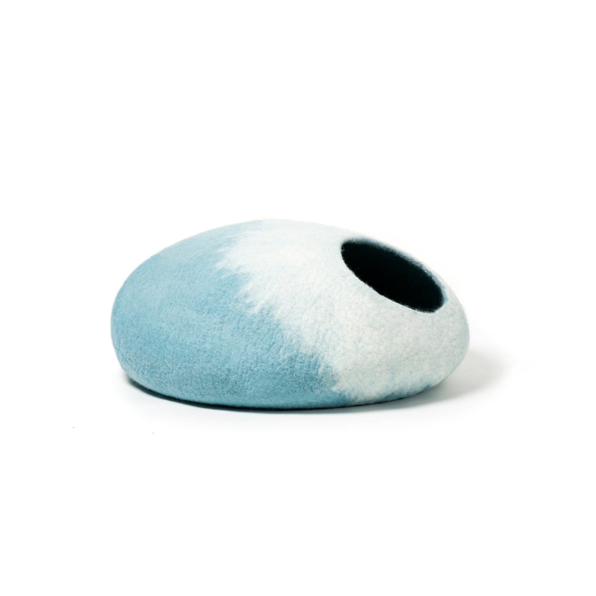 Niche pour chat en feutrine de laine